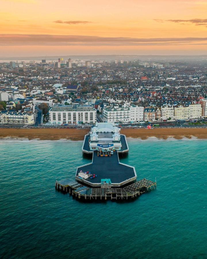 Southsea Royale James Bond 3 Bed Cool Penthouse, Seafront Parking Portsmouth Esterno foto