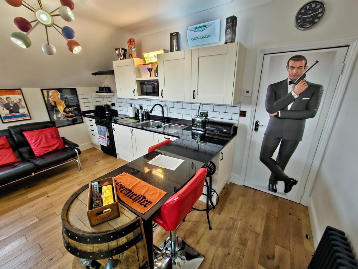 Southsea Royale James Bond 3 Bed Cool Penthouse, Seafront Parking Portsmouth Esterno foto