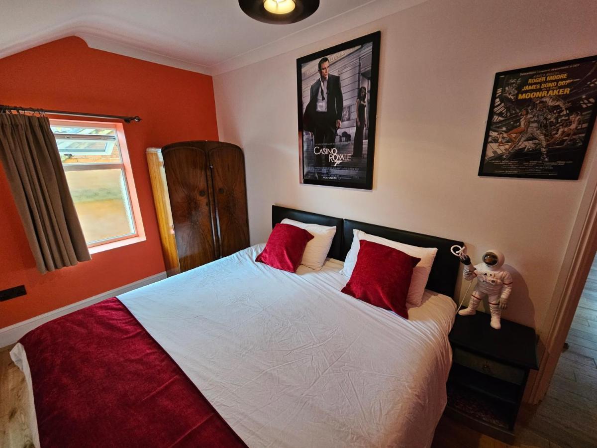 Southsea Royale James Bond 3 Bed Cool Penthouse, Seafront Parking Portsmouth Esterno foto