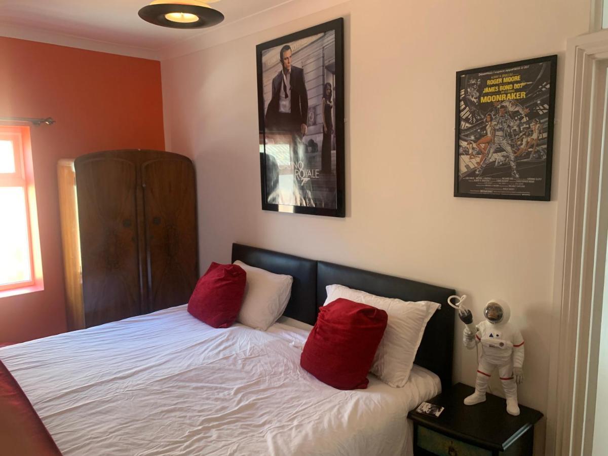 Southsea Royale James Bond 3 Bed Cool Penthouse, Seafront Parking Portsmouth Esterno foto